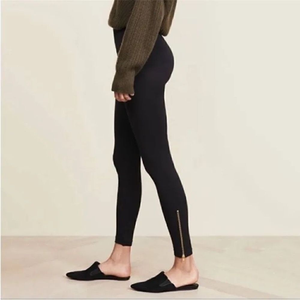 Spanx Black High Rise Seamless Look at Me Now Zip Ankles Leggings Size M